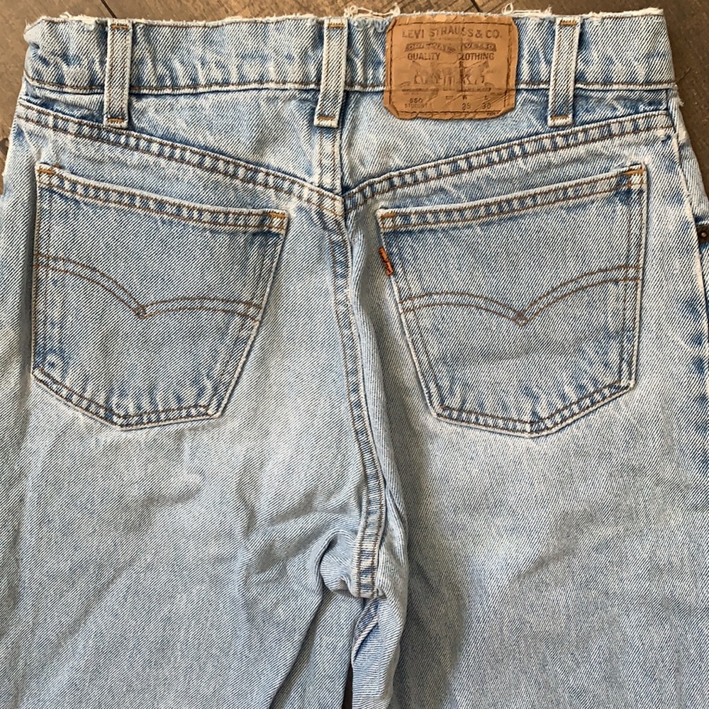 Levis Vintage Mom jeans - Picture 7 of 11